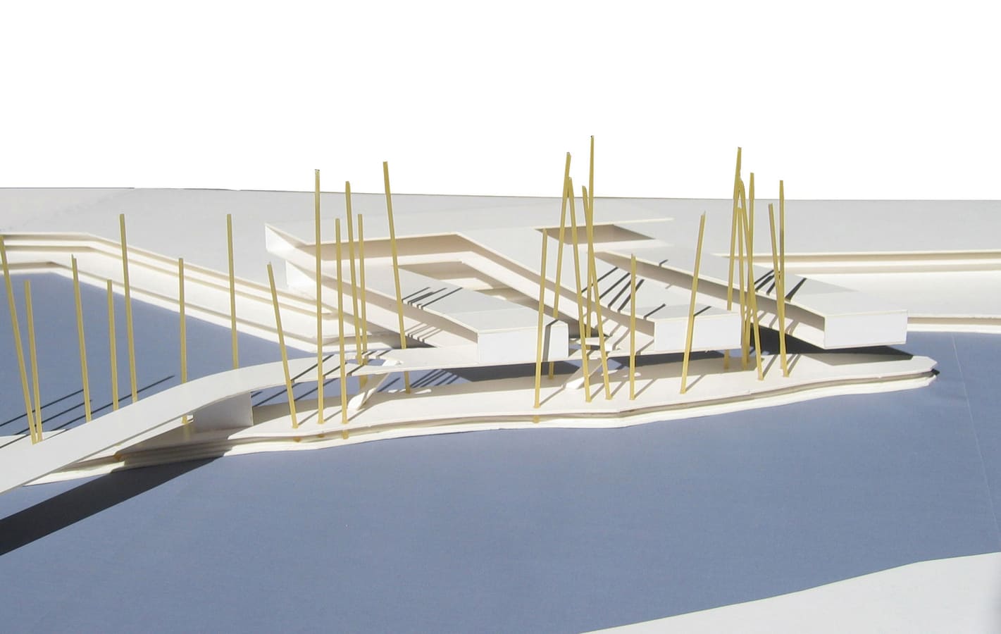 Alejandro Dean_Pabellon Puente 2008_ThyssenKrupp_03