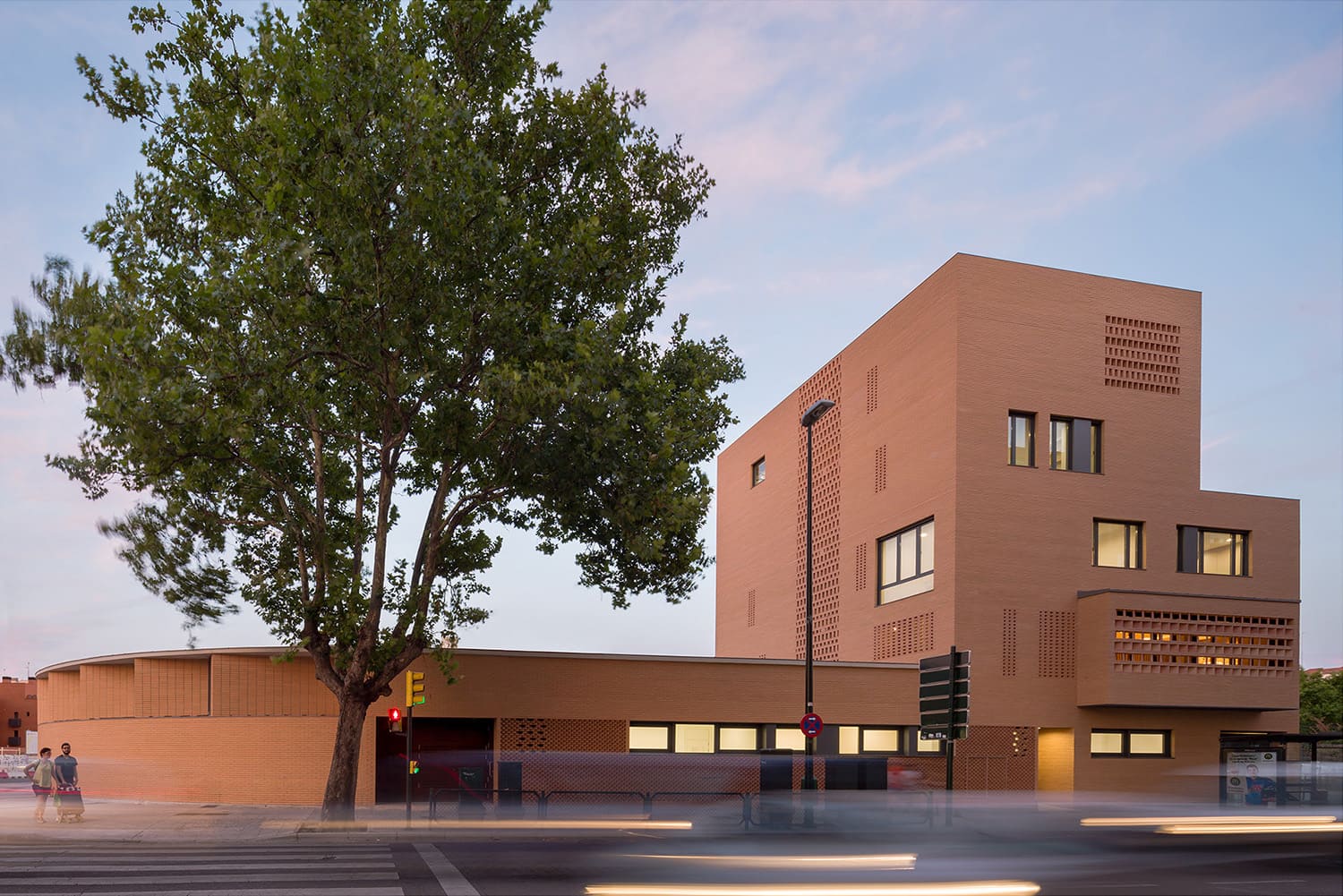 02_Alejandro Dean_Colegio AG Infantil+Usos anejos_1500x1000