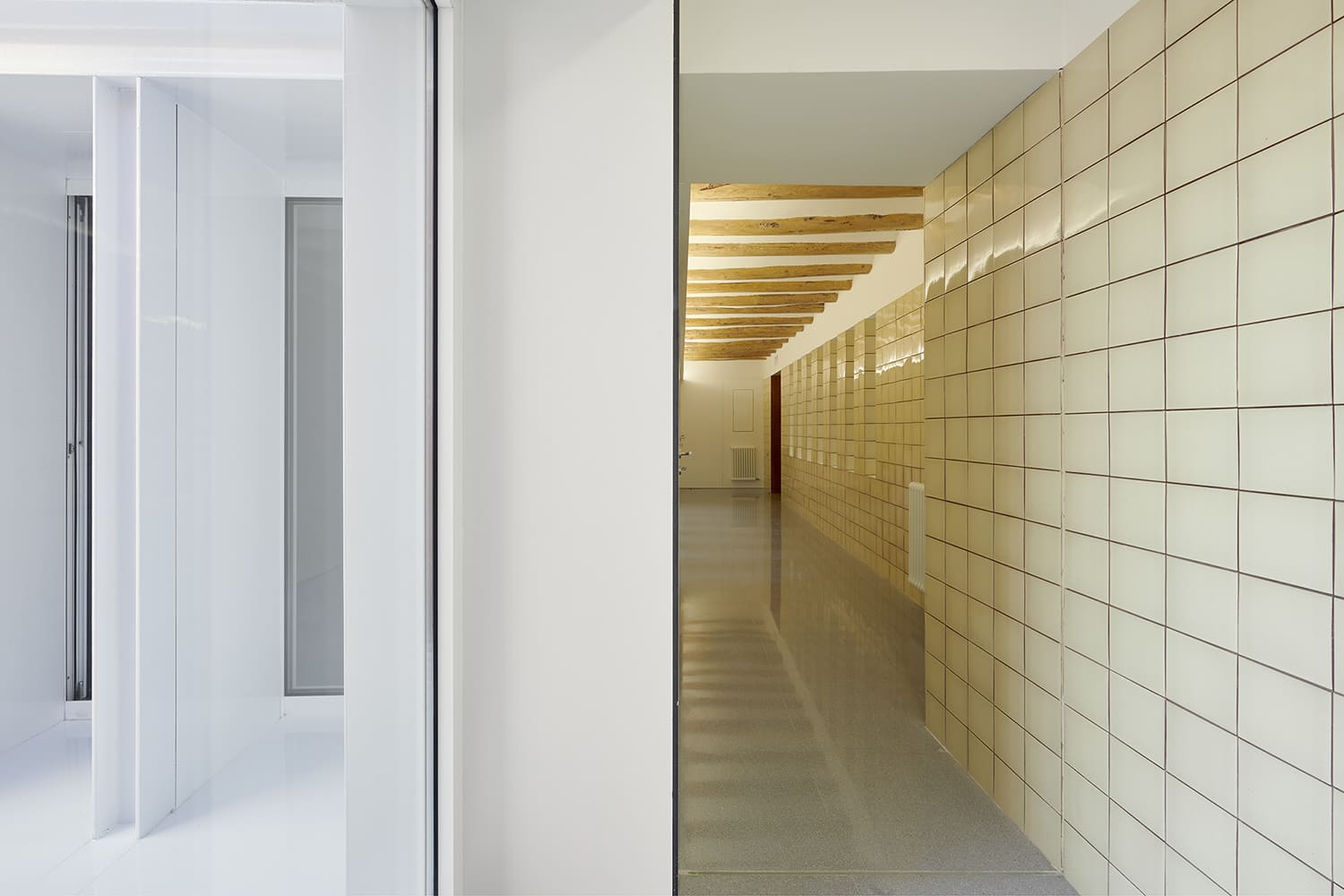 22_Alejandro Dean_Consultorio medico Azanuy_1500x1000