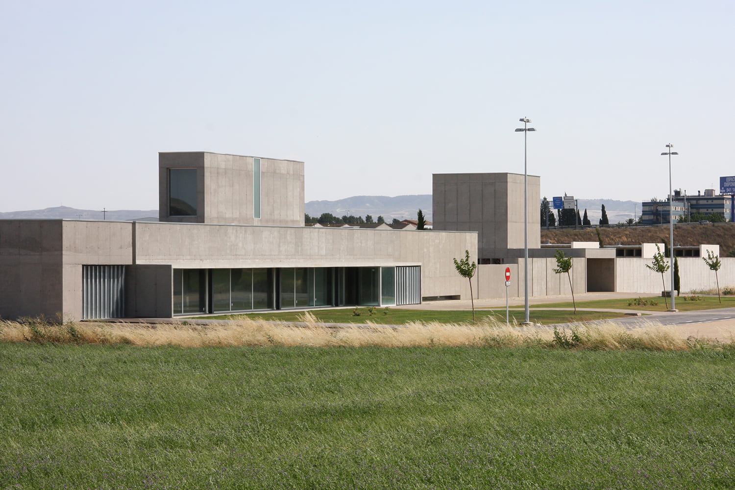 27_Alejandro Dean_Complejo funerario Utebo